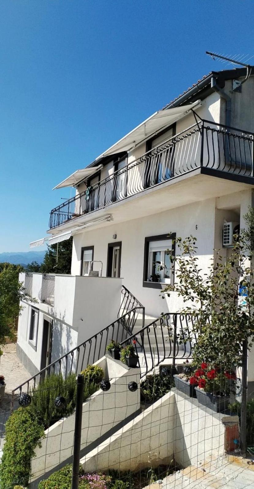 Ivano & Franko Apartments Krusevo  Ngoại thất bức ảnh